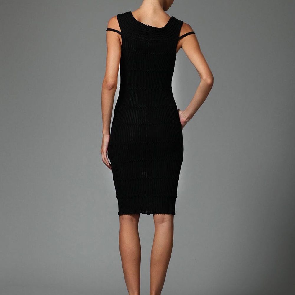 Valentino Garavani Black Jersey Ribbed Dress L NWT - Picture 6 of 6